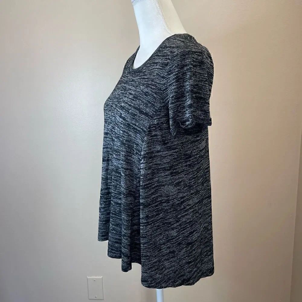 Apt. 9| Medium| soft| Stretch | Flowing - Picture 8 of 12